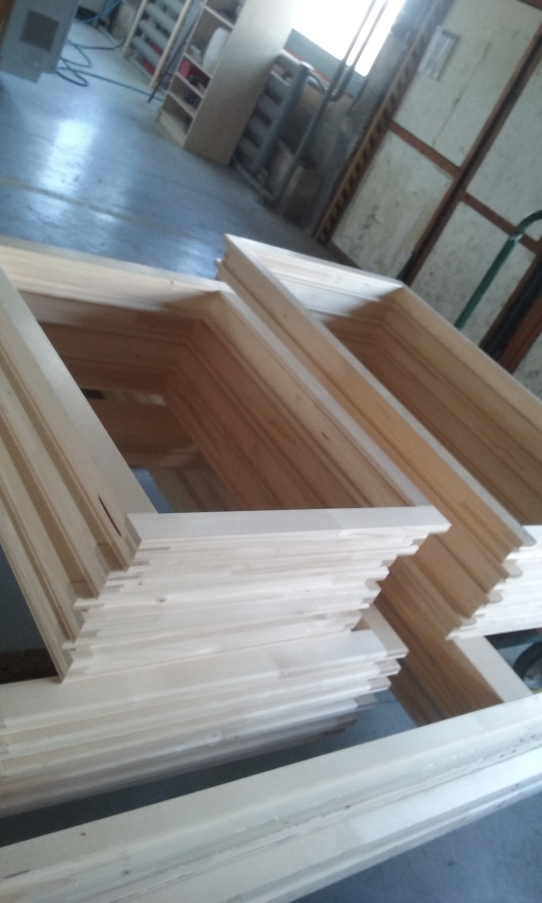 Výroba dřevěných oken značky ONA OKNA